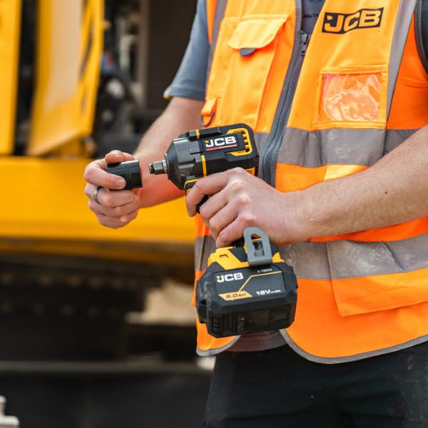akumulatorski udarni vijačnik-ključ, brezkrtačni, 280/350nm 18v, jcb pro 18piw-350 akumulatorski udarni vijačnik-ključ, brezkrtačni, 280/350nm 18v, jcb pro 18piw-350