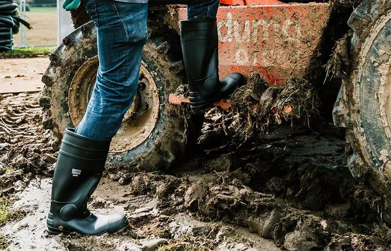 delovni škornji visoki hercules, pvc s5 sra št.44 črni, safety jogger