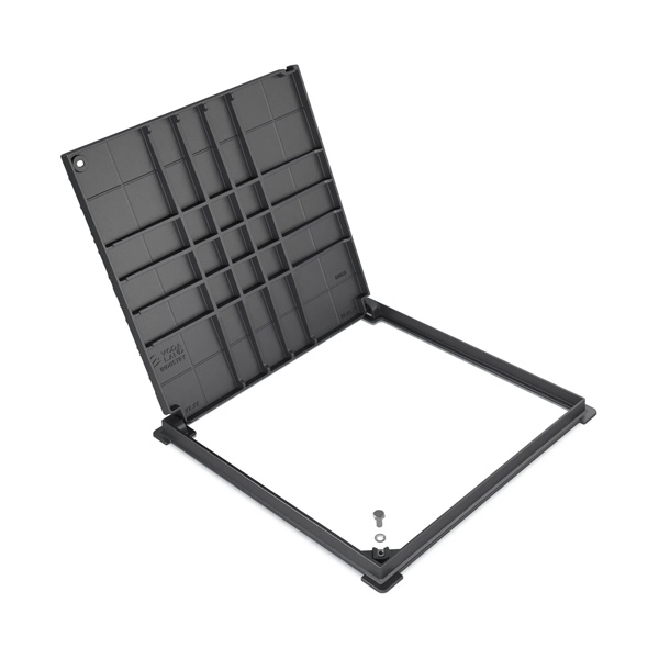 pokrov in okvir ltž 450x450mm (520x520mm) b125, z zaklepom, kvadraten pokrov in okvir ltž 450x450mm (520x520mm) b125, z zaklepom, kvadraten