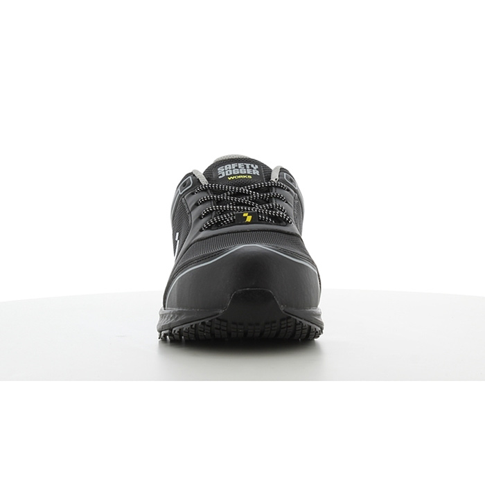 zaščitni čevlji s1 src safety jogger balto št.45 nizki zaščitni čevlji s1 src safety jogger balto št.45 nizki